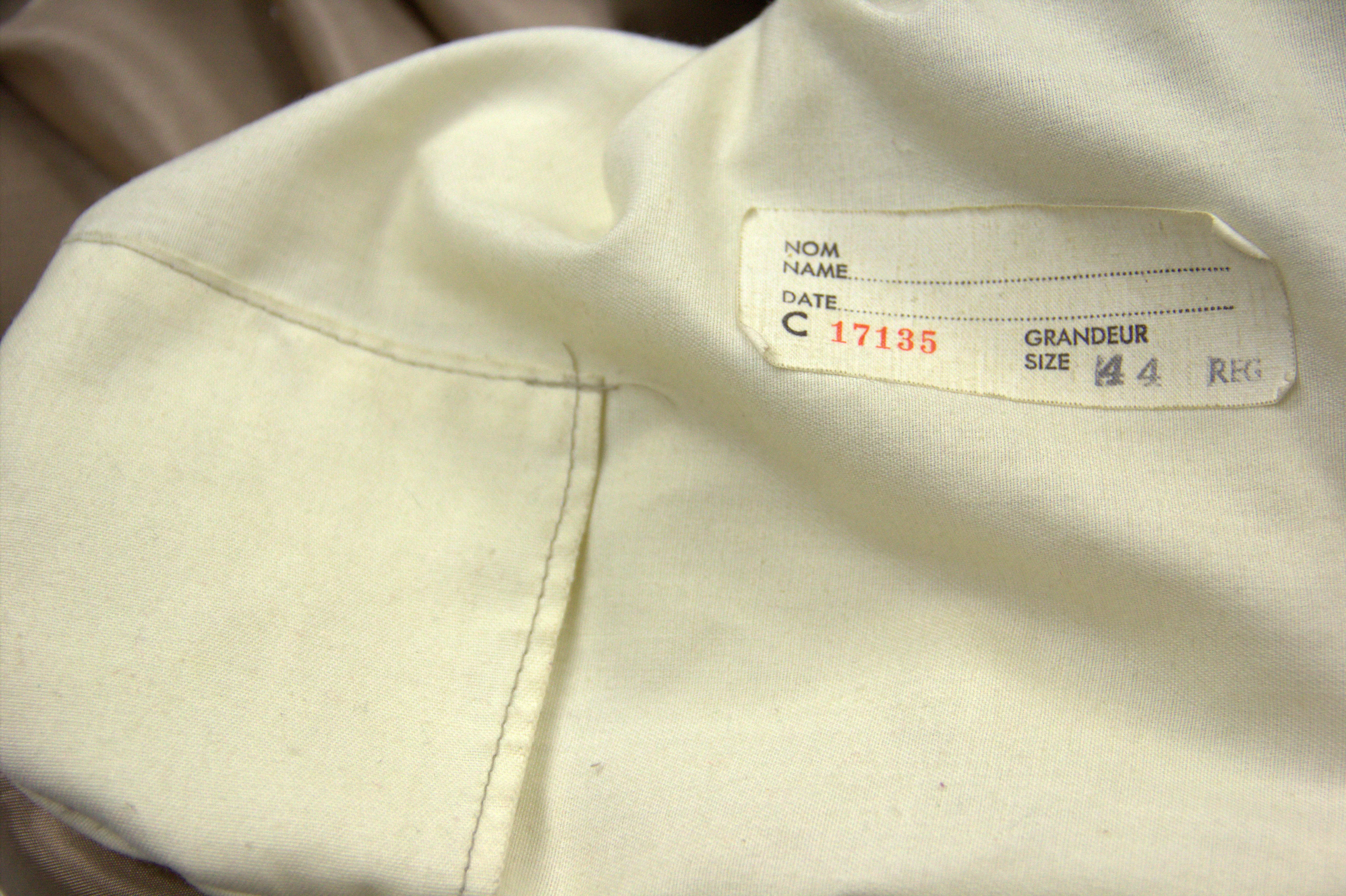 Aquascutum Tan Brown Trench Coat Size US 44 R
