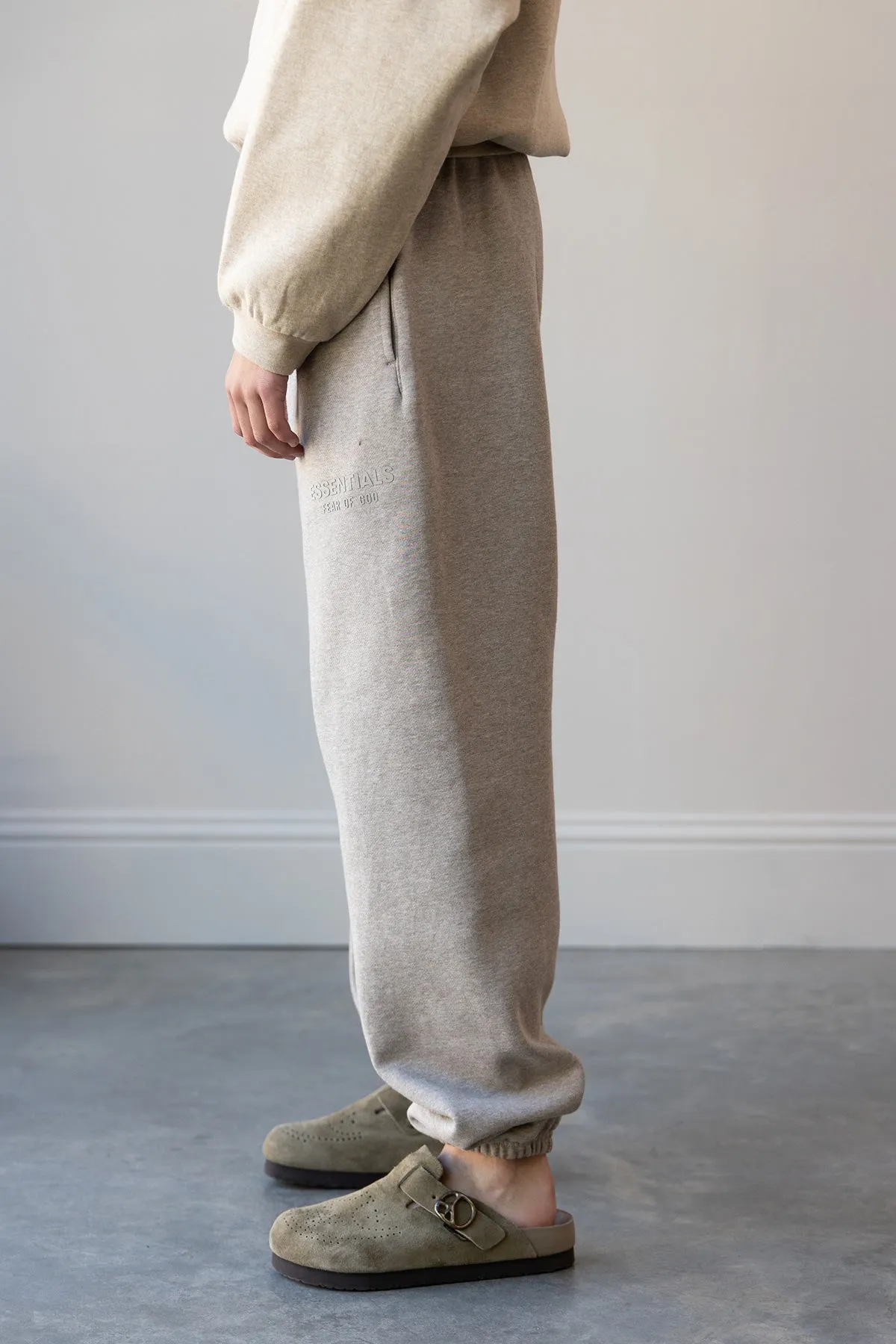 Essential Sweatpants - Core Heather
