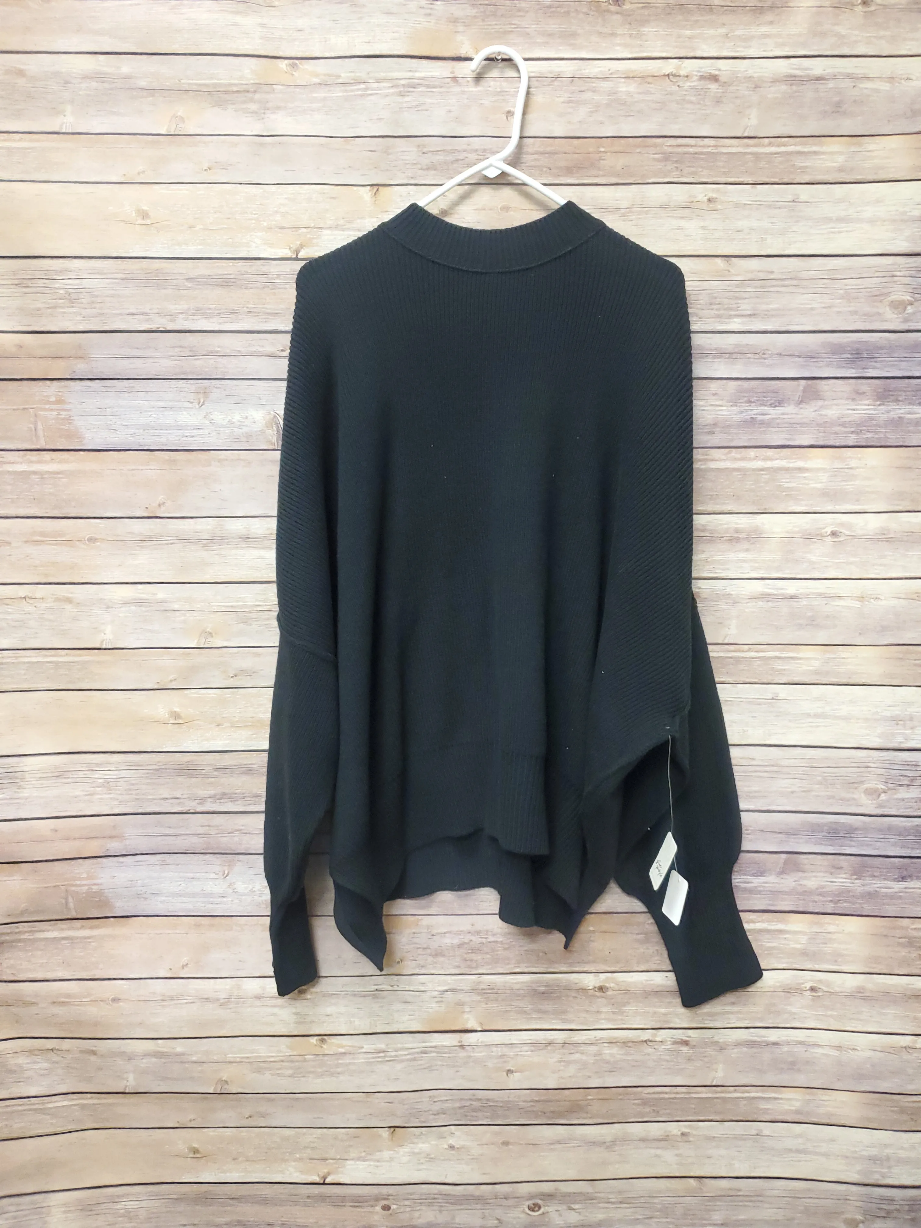 Free People Black Oversized Sweater. Size M. RS 97
