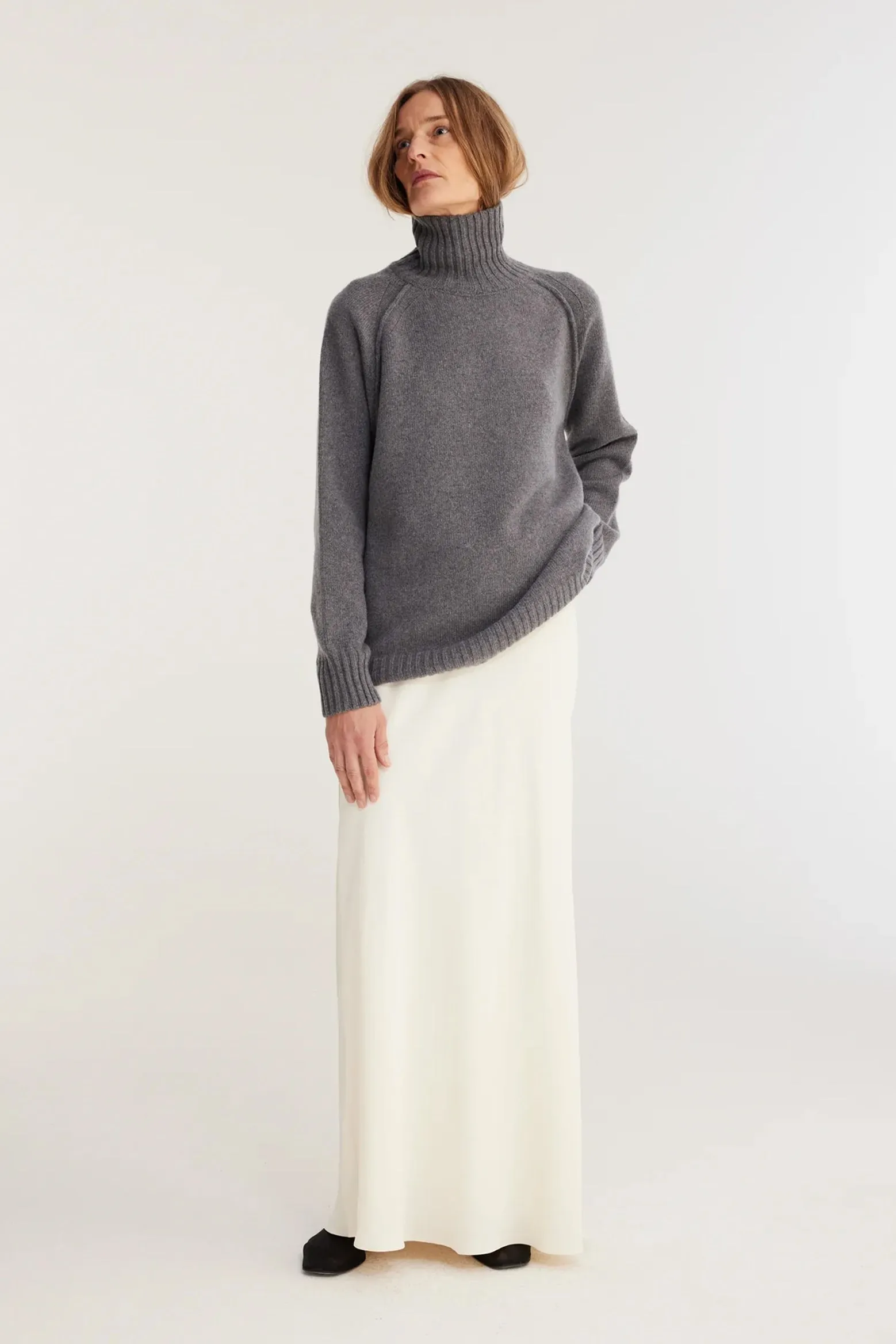 LONG SATIN SKIRT