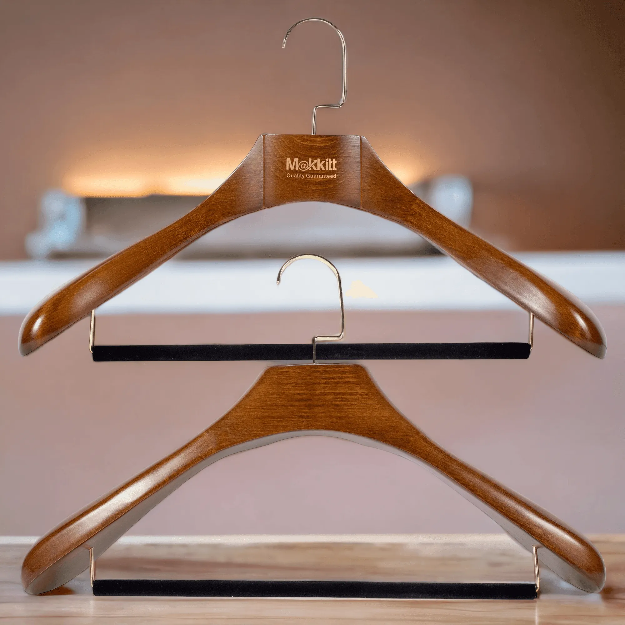 MAKKITT Luxury Wooden Hangers (Set of 2)