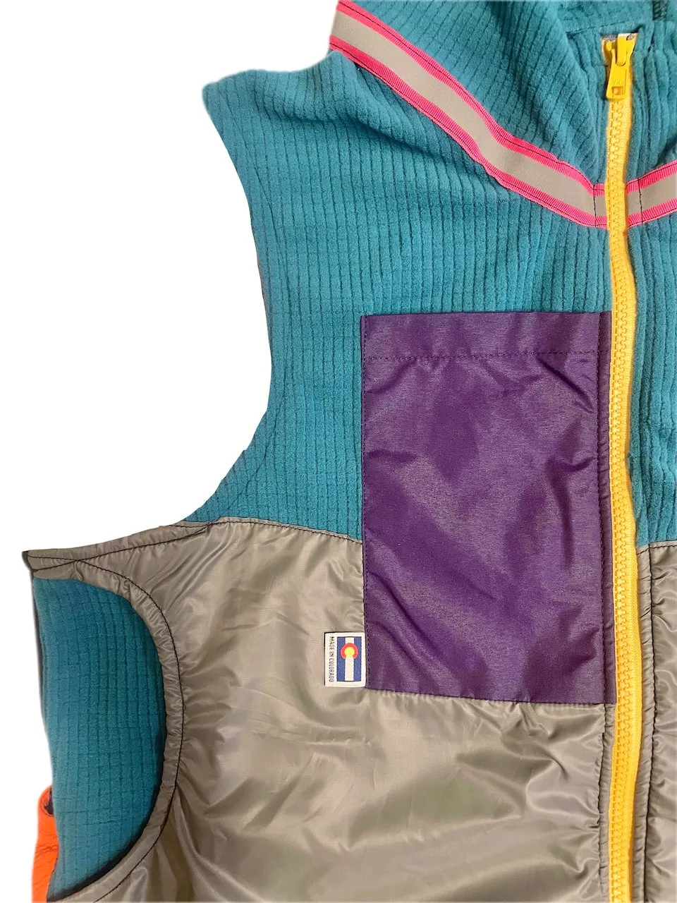 VEST Turquoise Daze Size XL